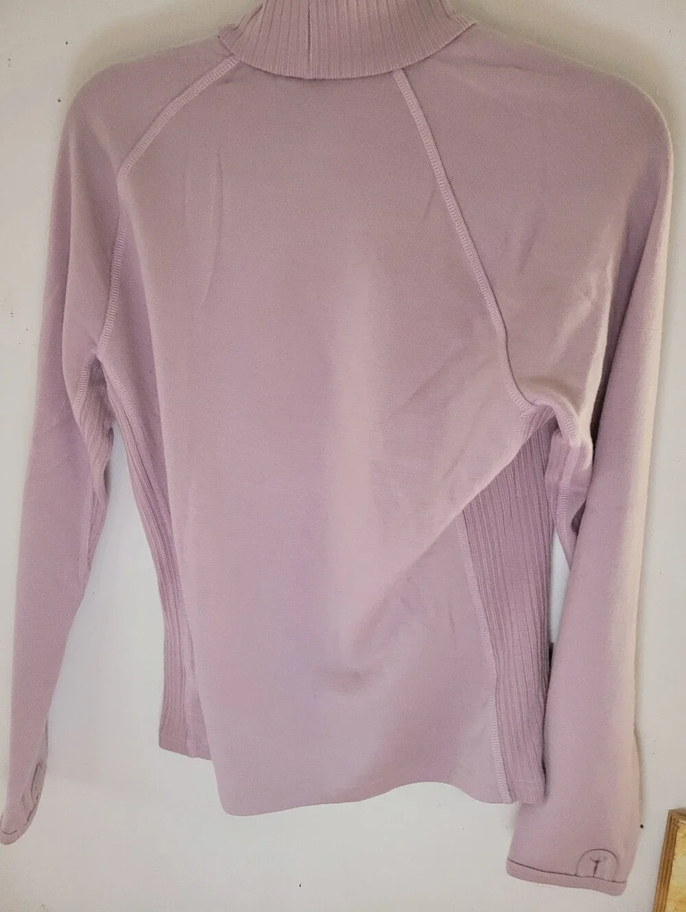 Icebreaker M 320 Pure 100% Merino Sweater in Light Lavender